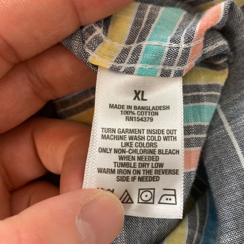 Aeropostale Men's Striped Button Down - Picture 5 of 5